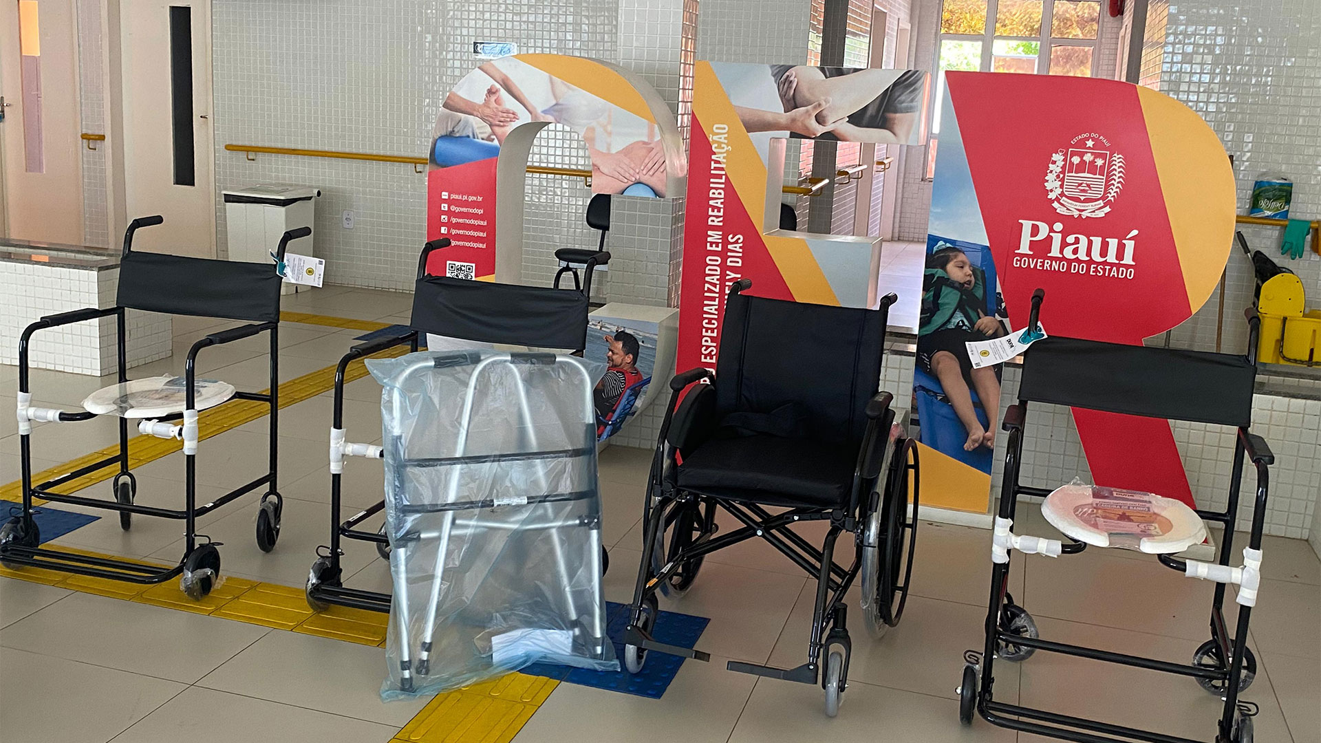 A atuação integrada das equipes multiprofissionais reforça o cuidado centrado na pessoa, priorizando o acolhimento e a escuta qualificada. (Foto: Camila Neto)